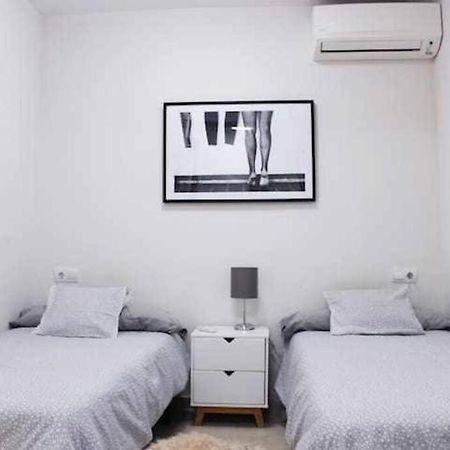 Best Location Apartment In Marbella. Beachfront!! Экстерьер фото