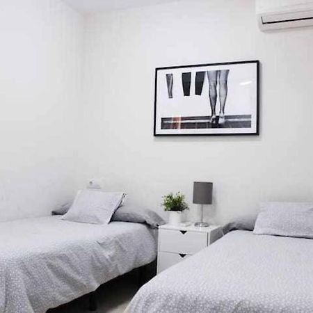 Best Location Apartment In Marbella. Beachfront!! Экстерьер фото