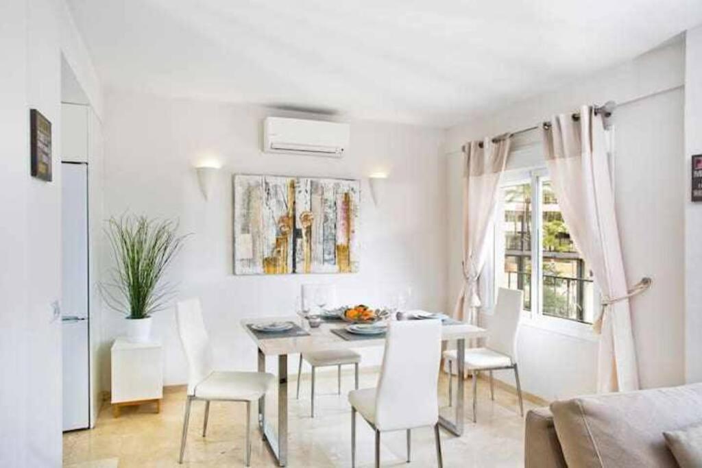 Best Location Apartment In Marbella. Beachfront!! Экстерьер фото